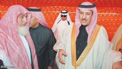 المحرج يصل عسير ويقدم التعازي لذوي الشهيد القحطاني