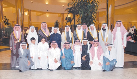 الشدي يحتفل بزفاف ابنه عبد العزيز