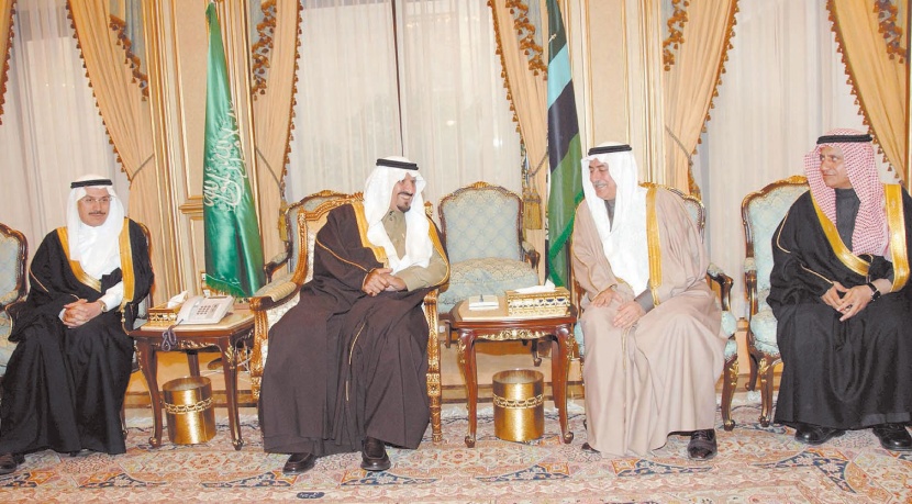 ولي العهد يتسلم تقرير «مؤسسة النقد»