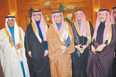 أسرتا العيسى والحماد يزفان «عبد الله»