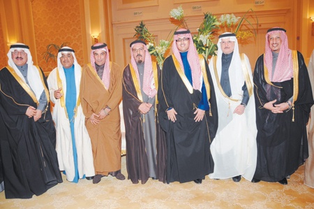 أسرتا العيسى والحماد يزفان «عبد الله»