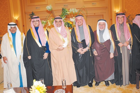 أسرتا العيسى والحماد يزفان «عبد الله»