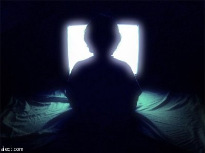 دراسة:تأخر الكلام عند الأطفال يرجع إلى مشاهدتهم التلفزيون لفترات طويلة