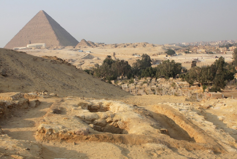 اكتشاف جديد في مقابر عمال بناء الهرم الأكبر تؤكد إنهم كانو أحرارا
