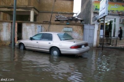 أمطار غزيرة على المدينة وتبوك والجوف و حائل .. وتوقف الملاحة البحرية في جدة تحوطا
