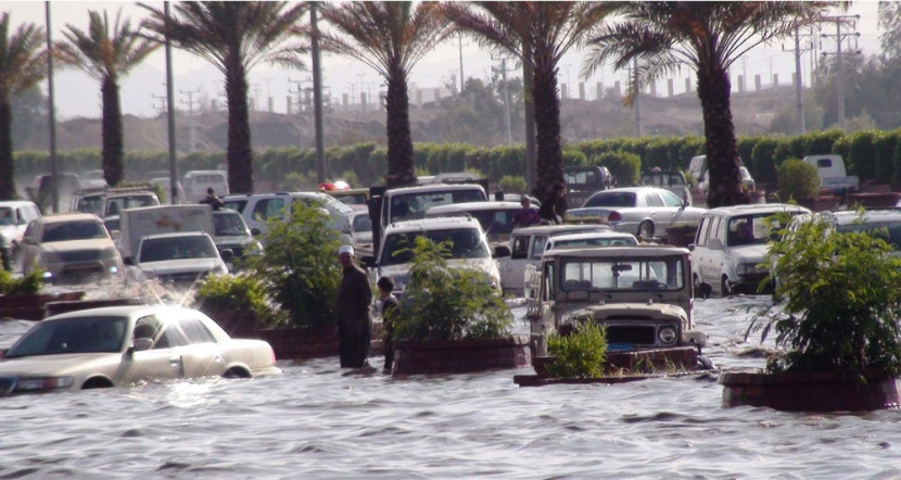 أمطار غزيرة على المدينة وتبوك والجوف و حائل .. وتوقف الملاحة البحرية في جدة تحوطا