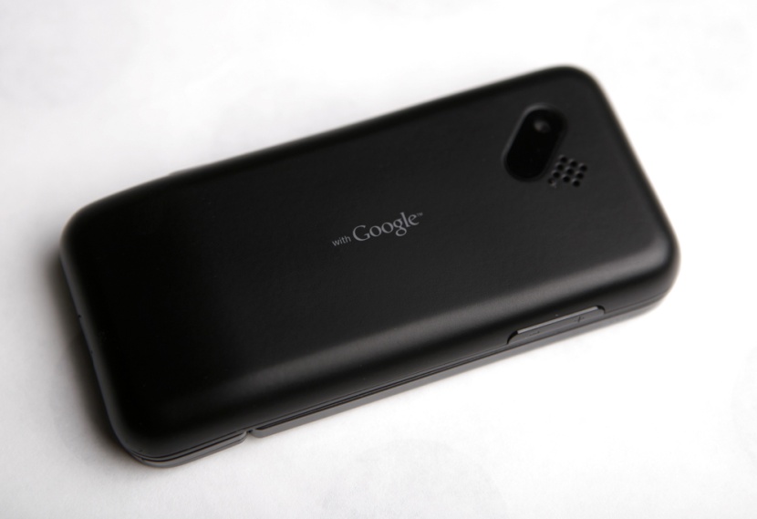 الجهاز الجديد جوجل تي موبايل  T-Mobile G1 Google phone يظهر في كاليفورنيا.