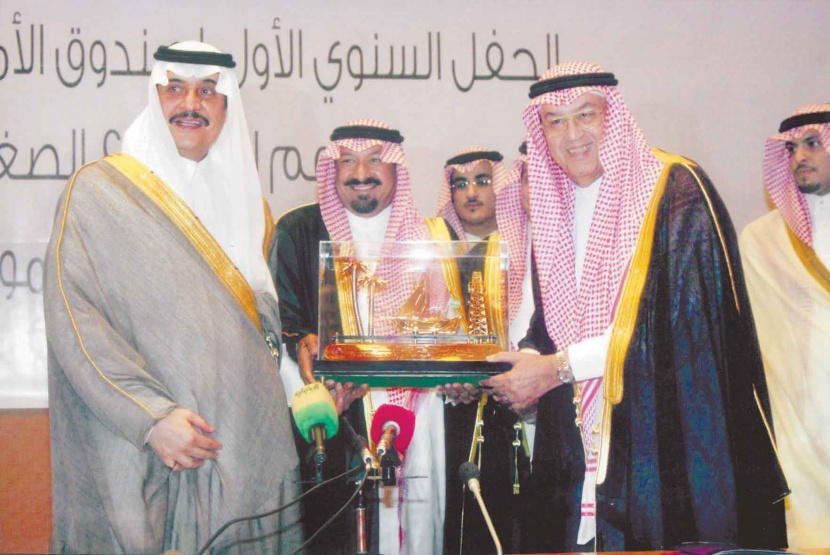 حلمان يراودان أمير الشرقية لمنطقته.. عاصمة للصناعات الخليجية وتحويل مدنها لدرر للخليج