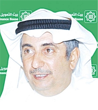 العمر: لا حاجة لزيادة رأسمال بيتك في ظل ارتفاع معدل كفاية رأس المال