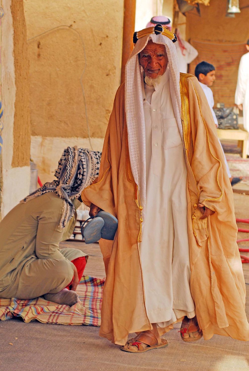 سوق المجلس في محافظة المذنب