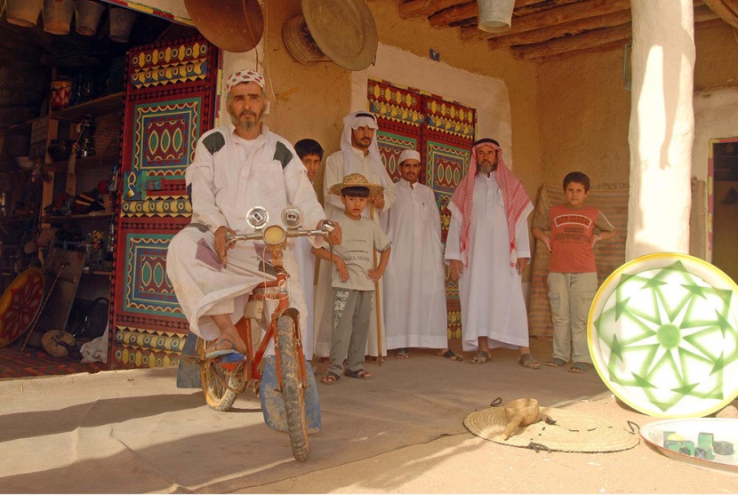 سوق المجلس في محافظة المذنب