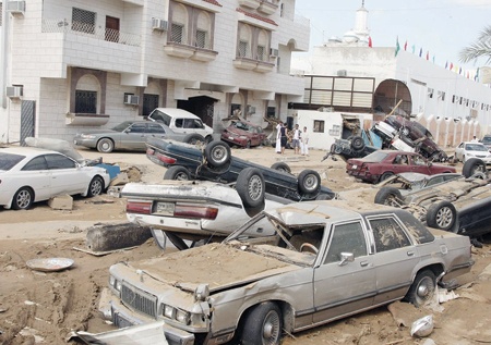 أمير مكة: الرفع للملك بنتائج «كارثة جدة» خلال أسابيع