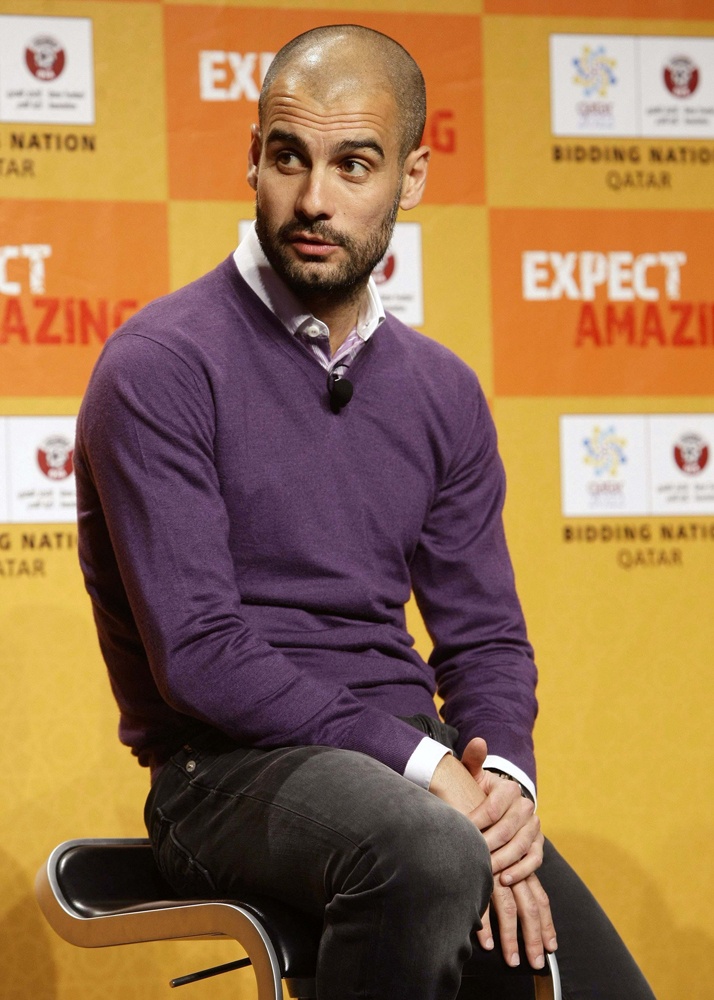 بيب جوارديولا مدرب نادي برشلونة يعلن دعمه رسمياً لحملة قطر 2022 لاستضافة كأس العالم لأول مرة في الشرق الأوسط.
