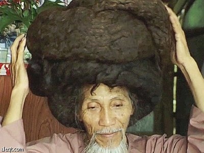 وفاة الفيتنامي الذي زعم انه صاحب أطول شعر في العالم