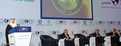 فتح سوق الأسهم للمستثمرين الأجانب .. والإبقاء على ربط الريال بالدولار