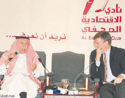 بروفيسور أمريكي: التوازن الاقتصادي والنفطي جنّب السعودية تداعيات 5 أزمات