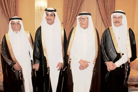 عبد الرحمن بن معمر يحتفل بزواج نجله سلطان