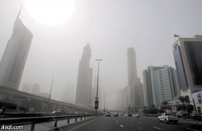 محللون:  بنوك الإمارات تواصل تشديد الإقراض بعد أزمة «دبي العالمية»