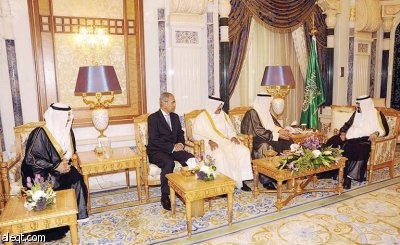 الملك يطّلع على موضوعات الاجتماع الأول للمجلس النقدي الخليجي
