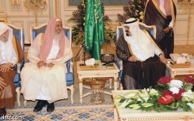 الملك يطّلع على موضوعات الاجتماع الأول للمجلس النقدي الخليجي