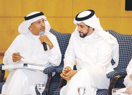 "الرخصة الشاملة" للاتصالات توجه عالمي.. ولا فرق بين المشغلين في المملكة