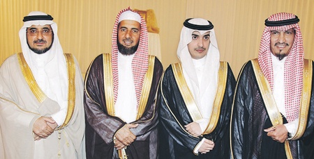 أسرة النمر تحتفل بزفاف عبد العزيز