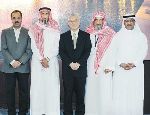 أبناء بن محفوظ و«سدكو»  يدعمون برنامج الأبحاث في جامعة الملك عبد الله