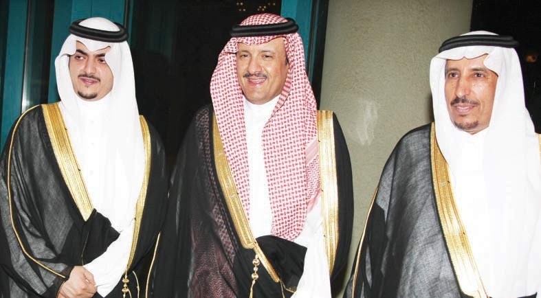 الأمير سعود بن ثنيان يحتفل بزفاف كريمته إلى فيصل آل الشيخ
