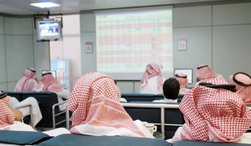 سوق الأسهم تنجح في العودة فوق مستوى 6800 نقطة