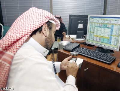 سوق الأسهم تواصل ارتفاعاتها وتقترب من مستوى 6900 نقطة