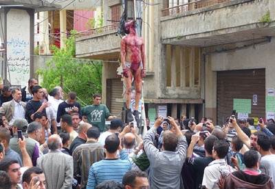 آثار صدمة سحل المصري في لبنان تهز الصحف المصرية