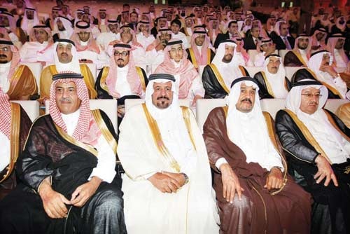 الأمير سلمان: العمل الاقتصادي في المملكة قائم على الاقتصاد الحر المنضبط شرعا