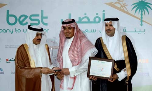 «العمل» تثمّن دور 	الاقتصادية في إشاعة بيئة ملائمة للموظفين