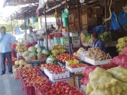 «المدينة»: 300 مليون ريال في سوق الخضار بين يدي العمالة الآسيوية