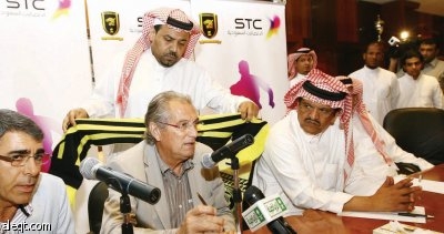 الاتحاد أفضل من أنجولا ولست بحاجة للإدارة للدفاع عني