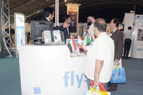 أمين مجلس الغرف السعودية يفتتح أعمال معرض الرياض للسفر 2010