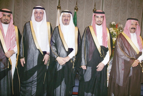 عساف أبو ثنين يحتفل بزفاف كريمته إلى ثامر أبو ثنين
