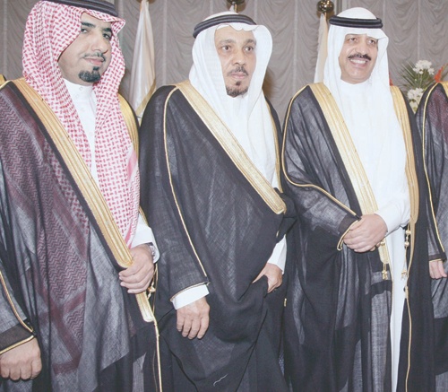عساف أبو ثنين يحتفل بزفاف كريمته إلى ثامر أبو ثنين