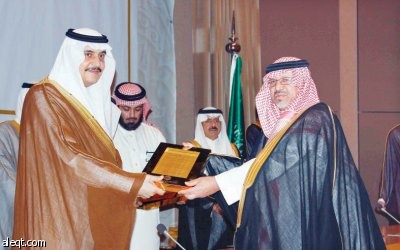 أمير الشرقية: العمل الخيري في بلادنا تحكمه العبادة لا الضرورة