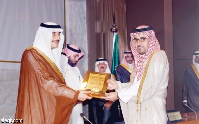 أمير الشرقية: العمل الخيري في بلادنا تحكمه العبادة لا الضرورة