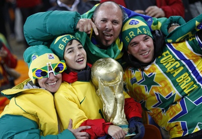 كاكا يفسد فرحة البرازيل بالتأهل لدور الـ16