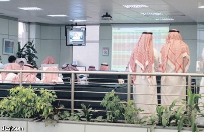 سوق الأسهم تغلق على ارتفاع طفيف .. والسيولة تسجل أدنى مستوياتها منذ مارس