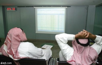 السوق تواصل النزيف.. والسيولة عند أدنى مستوى منذ 4 أشهر