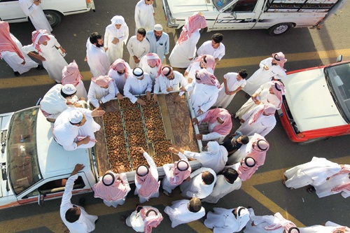 مهرجان التمور.. توقعات بمزيد من المبيعات تزامنا مع رمضان