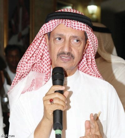 المؤرخ خلف عاشور يطلق أول كتاب يرصد تاريخ المعلم محمد عوض بن لادن