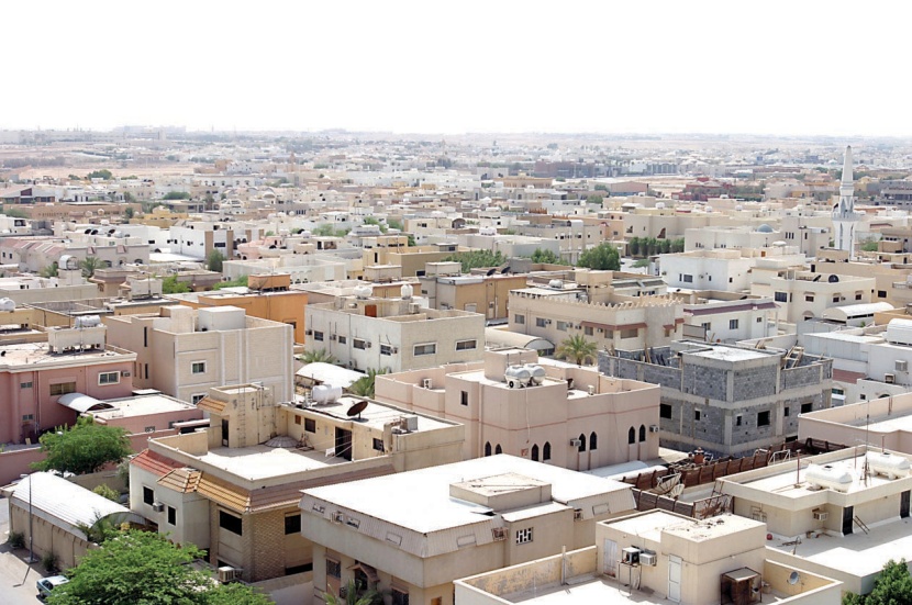 اقتصاديون: النمو المفاجئ لأعداد العمالة في المملكة قفز بالتضخم إلى 5.5 %