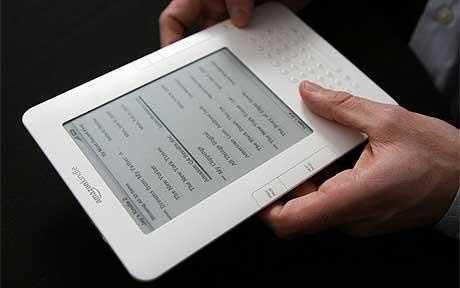 تنبؤات بانتهاء عصر الكتب المطبوعة في ظل انتشار النسخ الإليكترونية