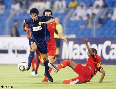 النصر يبحث عن الاقتراب من الصدارة أمام الوحدة في الدوري السعودي