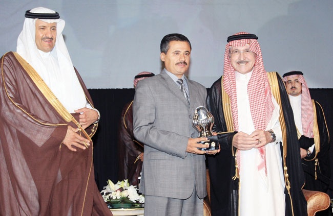 الأمير سطام: التجمع العربي ينم عن الرغبة الصادقة لطرح أفكار تعزز برامج المسؤولية الاجتماعية