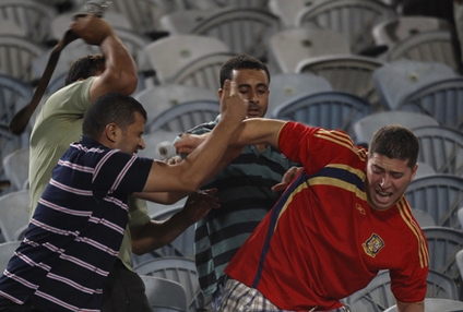 مباراة الأهلي المصري والترجي التونسي.. إالإفراج عن المشاغبين بعد اتصالات بين مبارك وزين العابدين